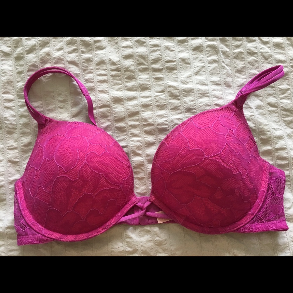 Victoria Secret’s Pink lace bra - 36C